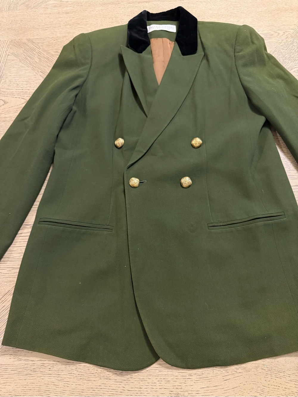 Valerie Stevens pure wool blazer size 8